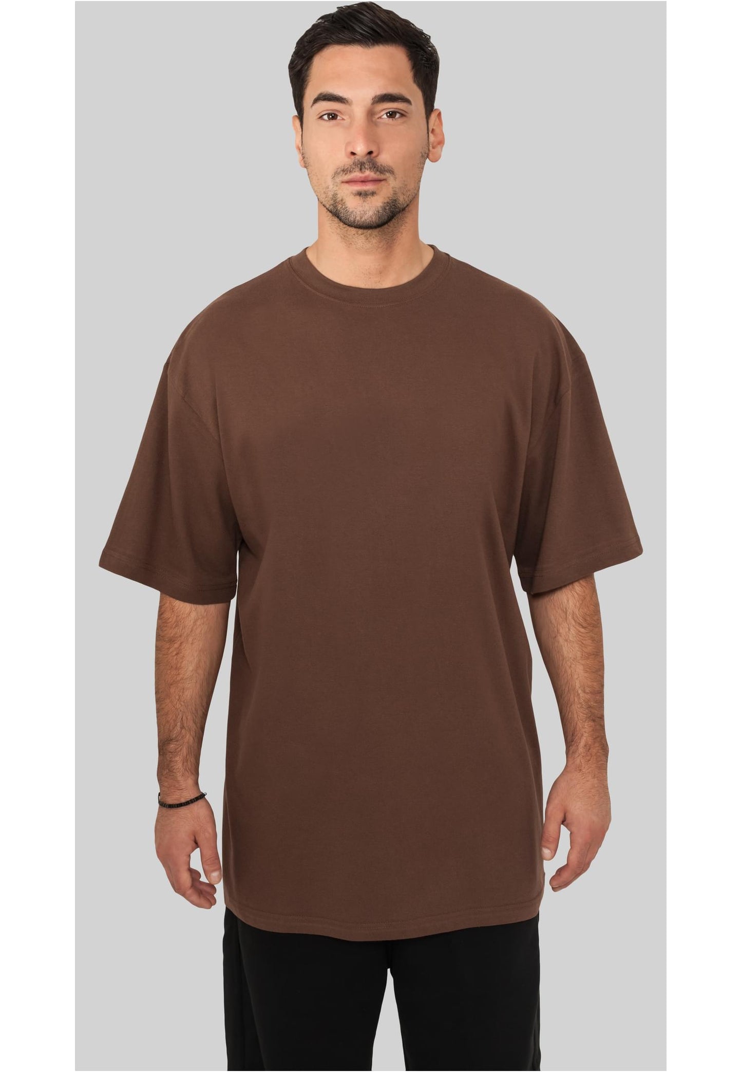 Urban Classics Tall T-Shirt Baggy / Loose Fit in Braun