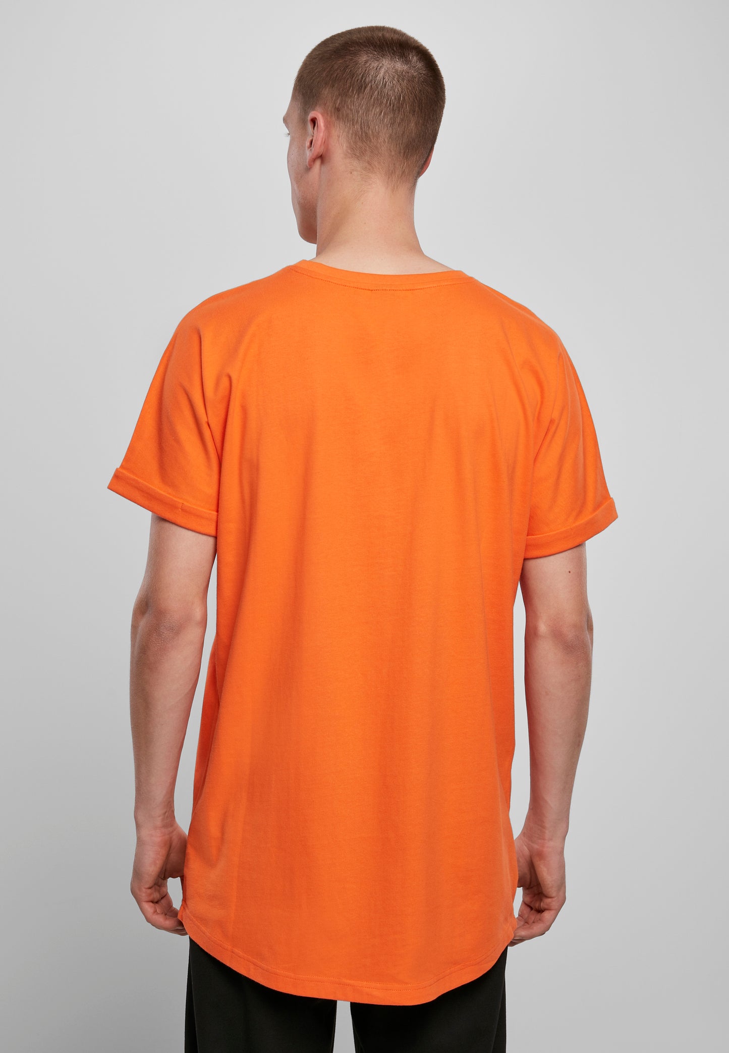 Urban Classics Long Shaped Turnup T-Shirt in Mandarin