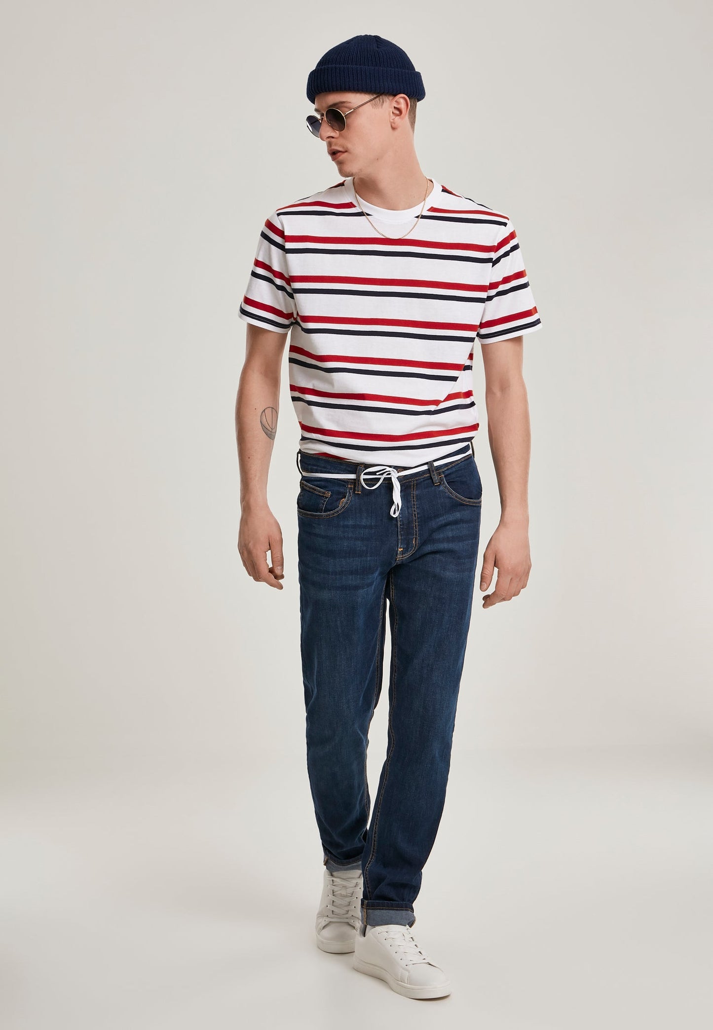 Urban Classics Yarn Dyed Skate Stripe T-Shirt in Weiß