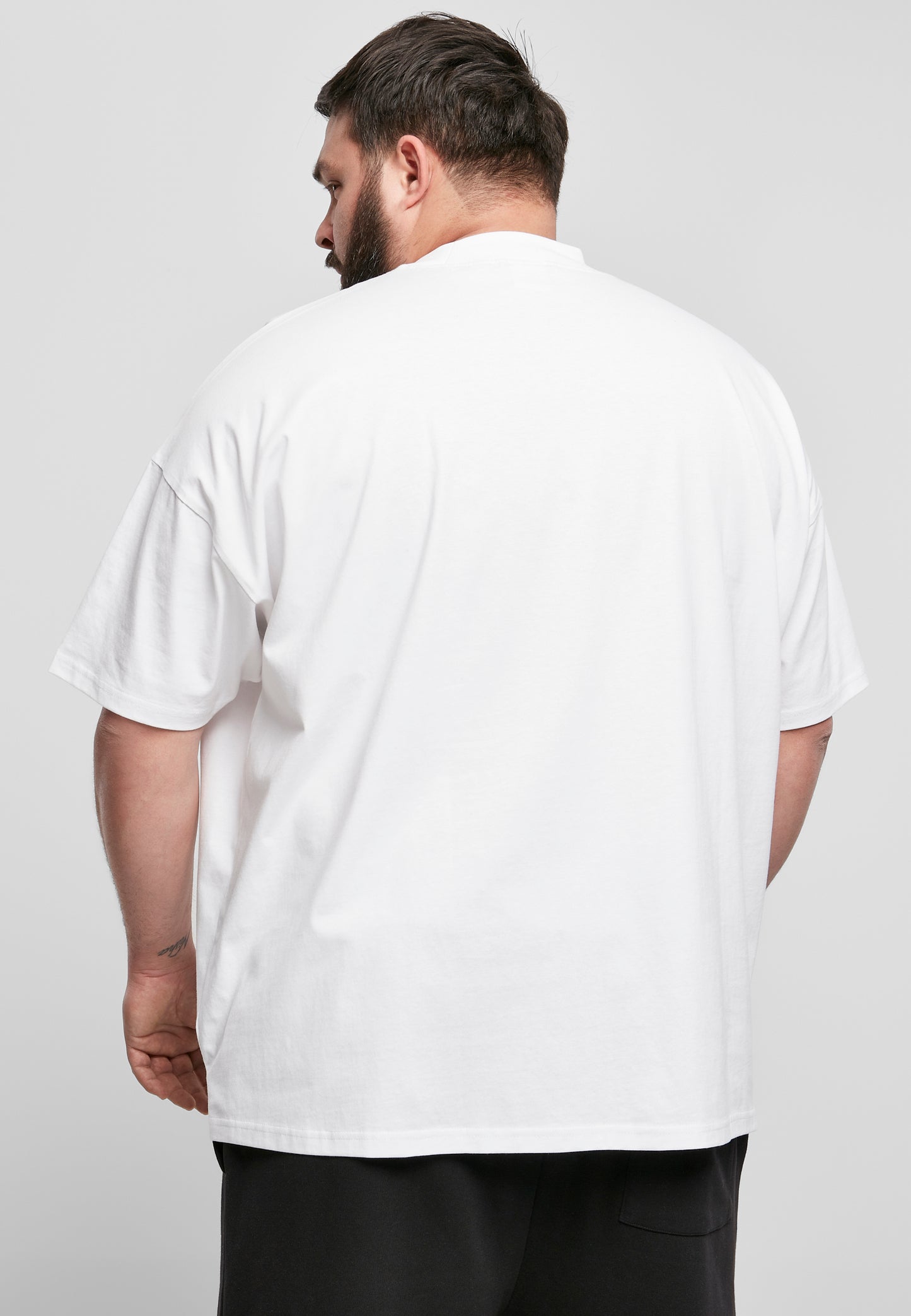 Urban Classics Oversized Mock Neck T-Shirt in Weiß