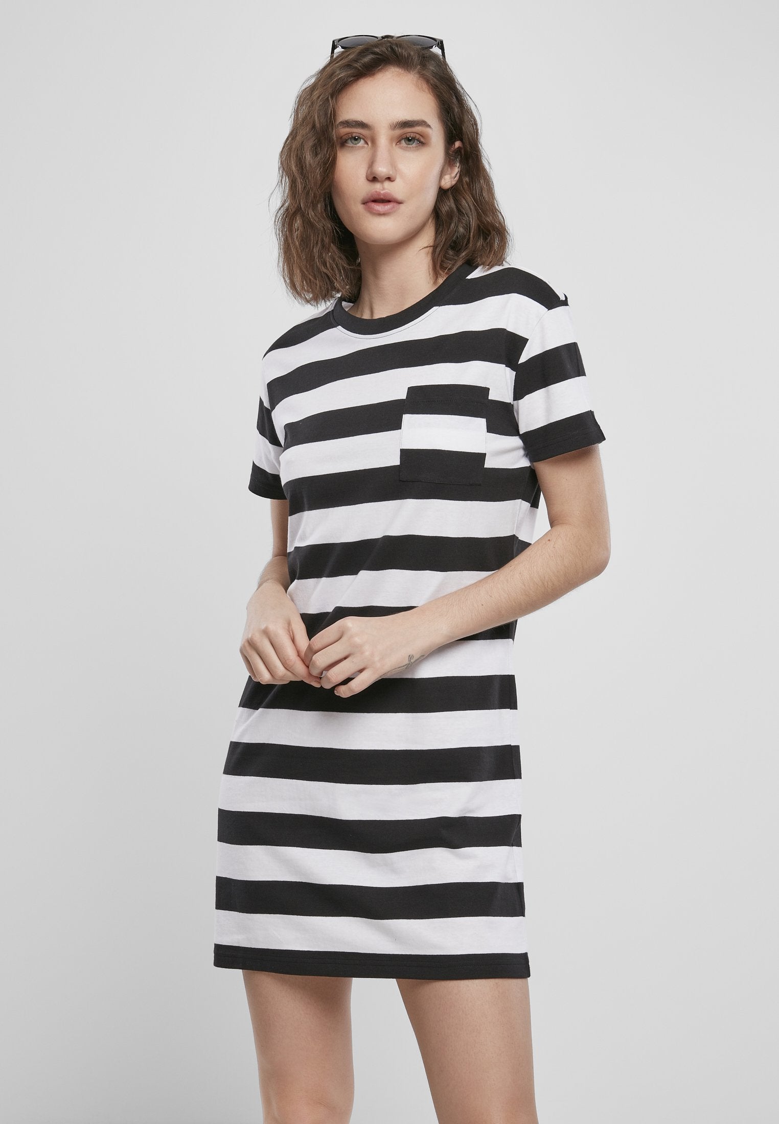 Urban Classics Damen Stripe Boxy T-Shirt Kleid-Street-& Sportswear Aurich - Kleider & Röcke